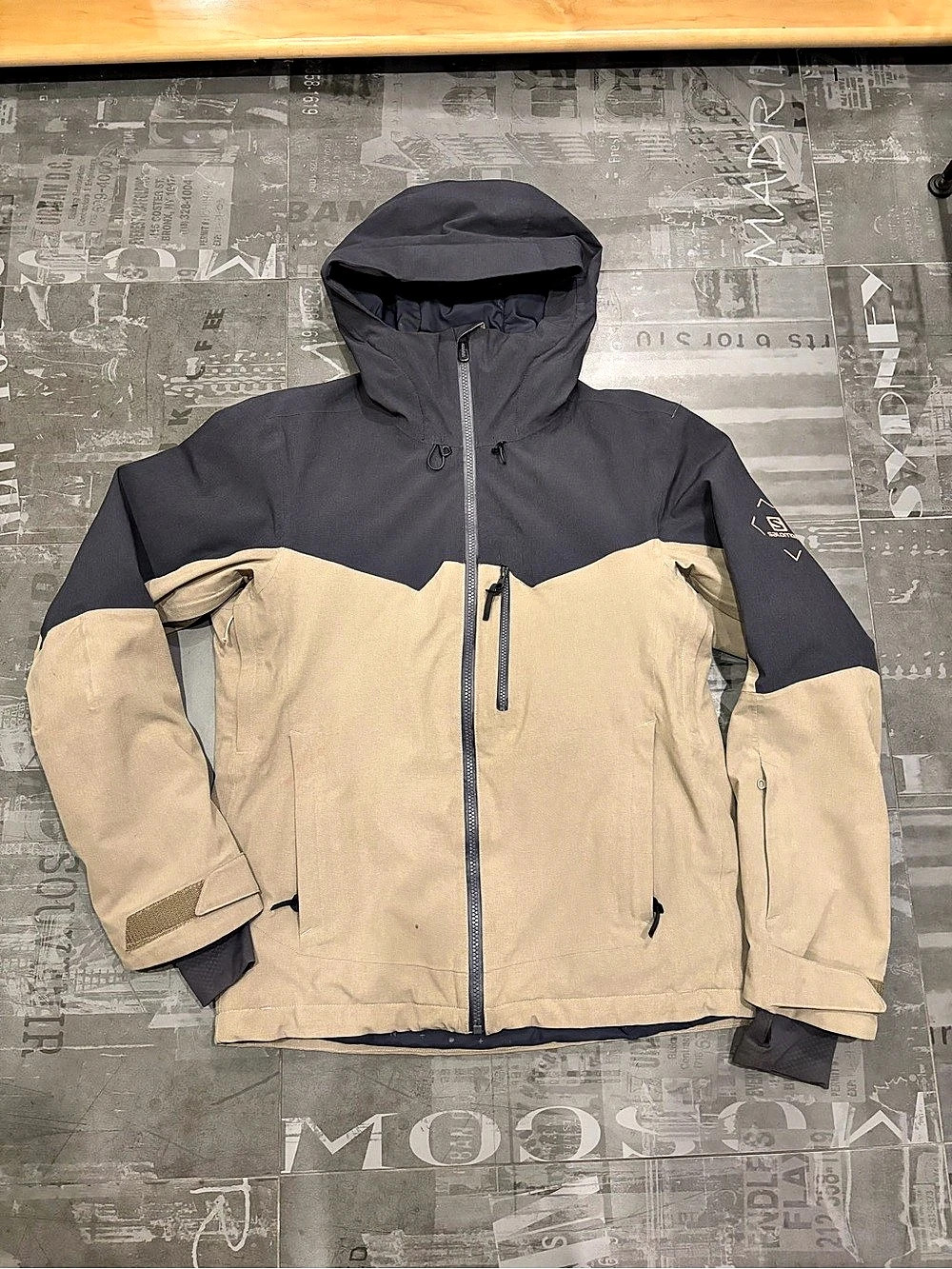 Salomon Performance outdoor/winter Grey & Beige Jacket